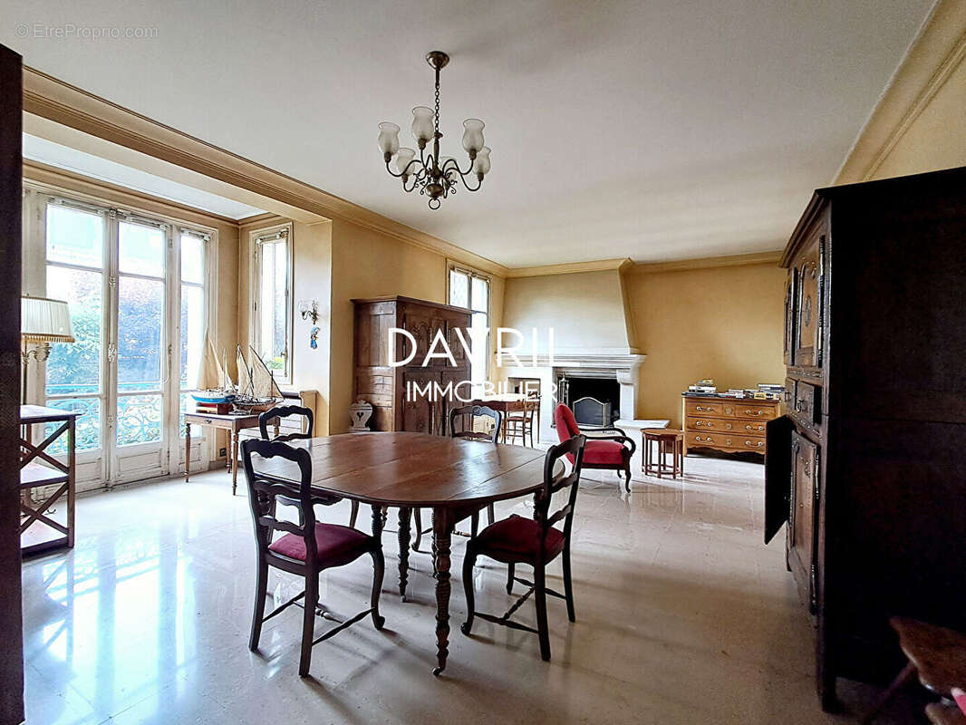 Maison à CONFLANS-SAINTE-HONORINE