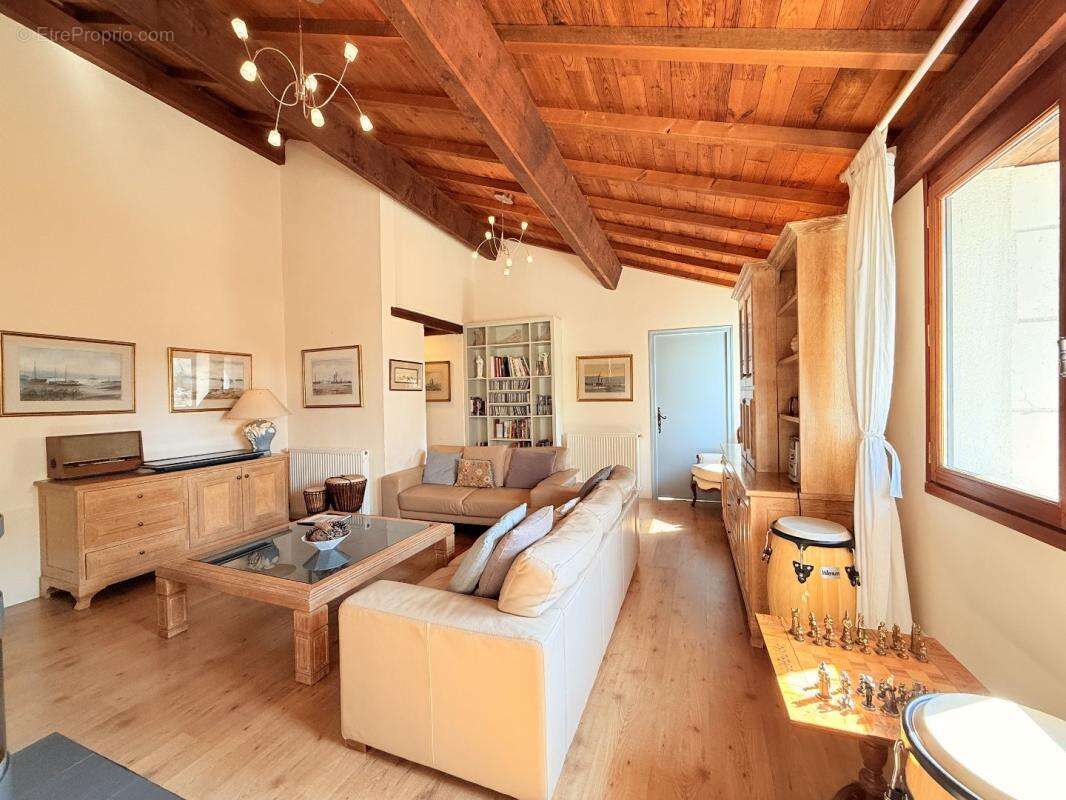 Maison à VERTEILLAC