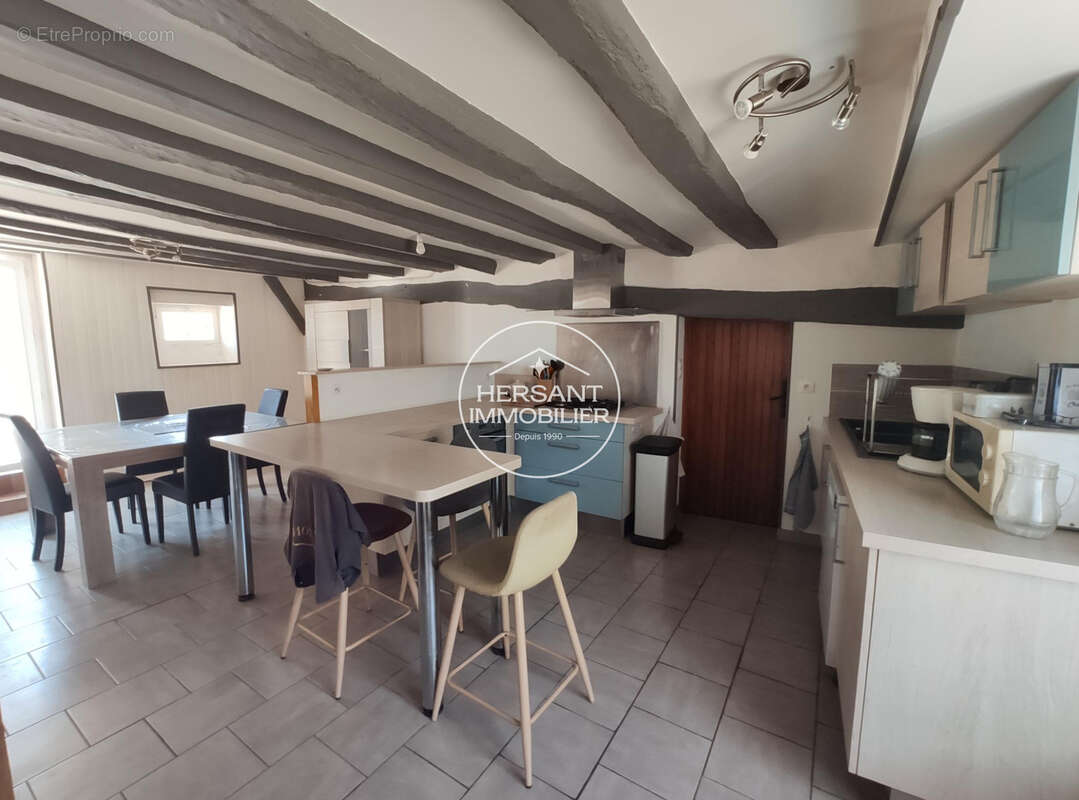 Maison 4 pièces 110 m² à vendre à Baule (45130) - photo 2