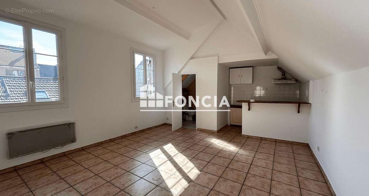 Appartement à GENNEVILLIERS