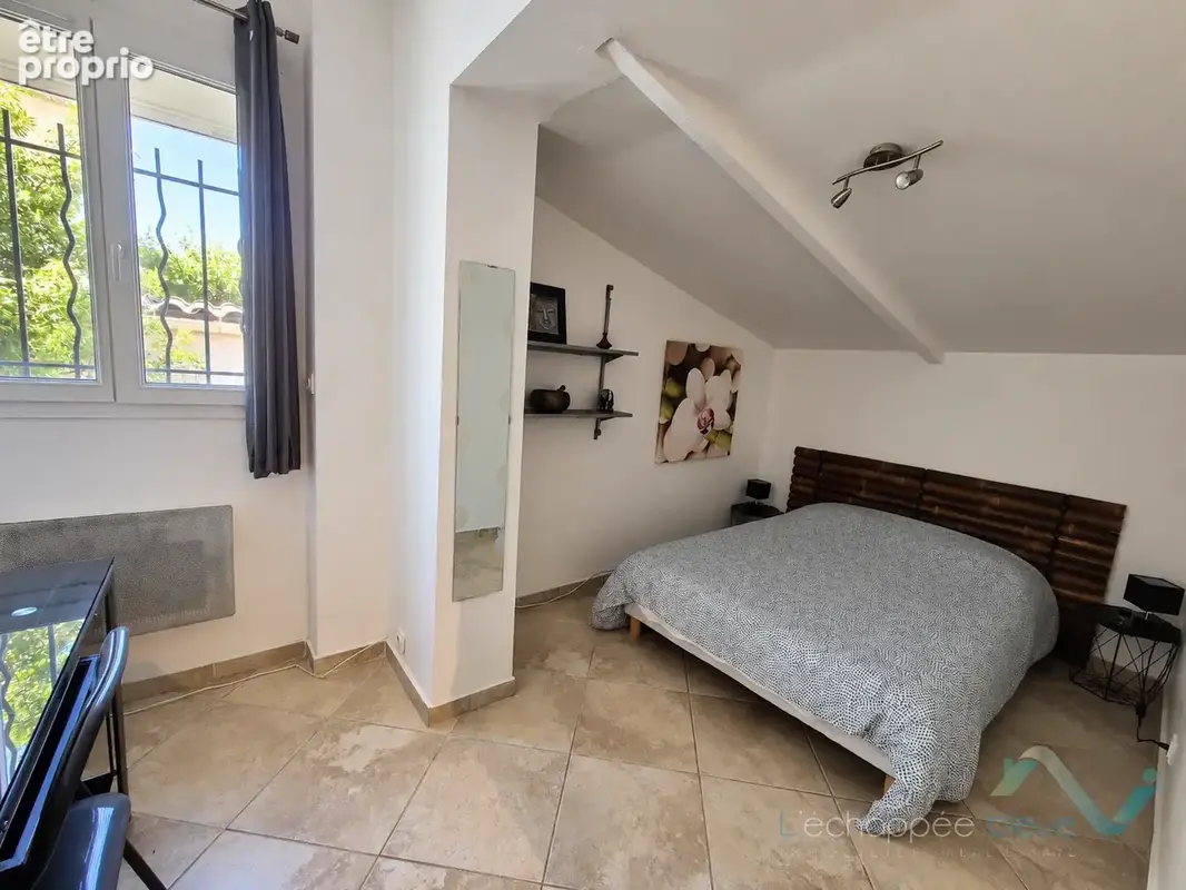 La londe-les-maures   maison de plain-pied avec chalet indépendant - photo 11
