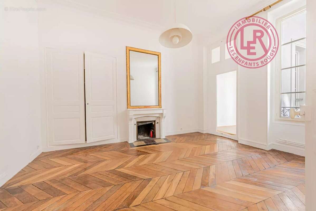 Appartement à PARIS-4E
