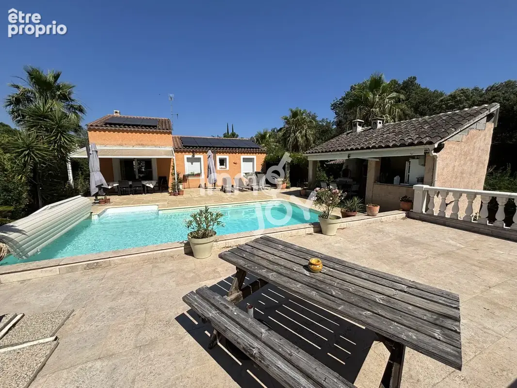 Maison individuelle 4 pièces avec piscine et garage + appartement 2 pièces indépendant - photo 11