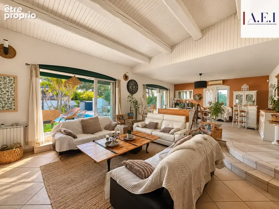 Propriété provençale 7 pièces avec piscine et double garage   Proche de Six-Fours-les-Plages - photo 5