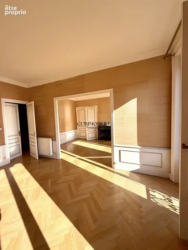 Appartement 3 pièces 111 m² à vendre à Saint-Etienne (42000) - photo 3