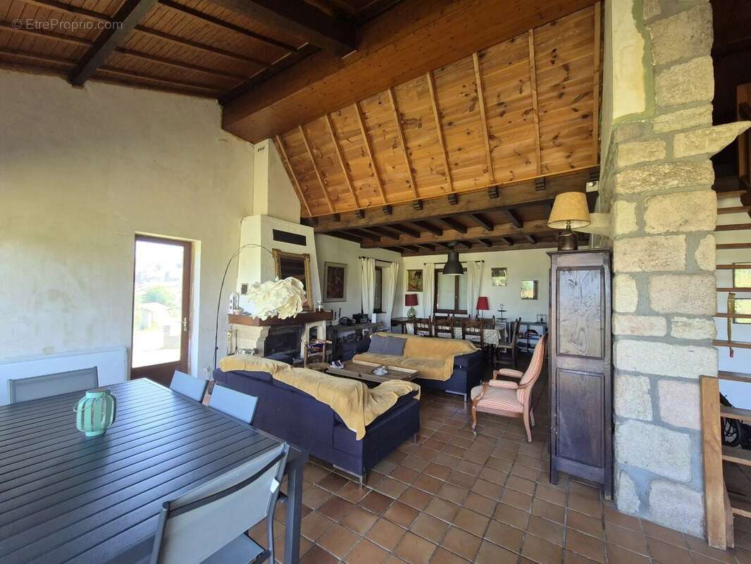 Maison à LA CHAISE-DIEU