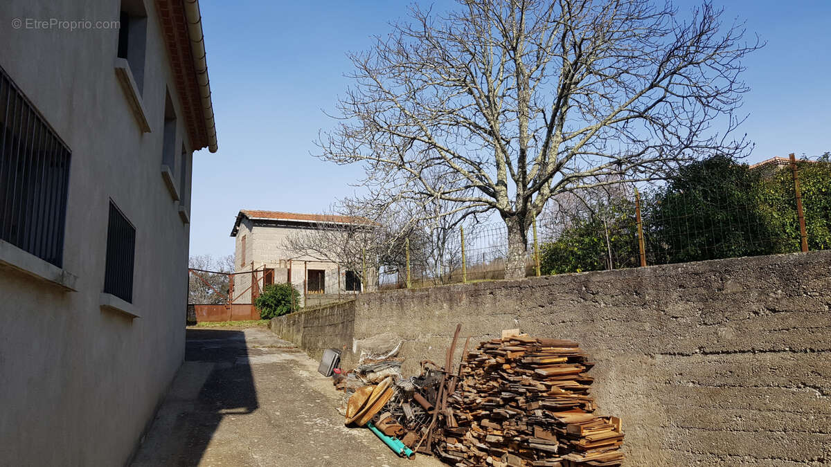 Maison à ROUSSON
