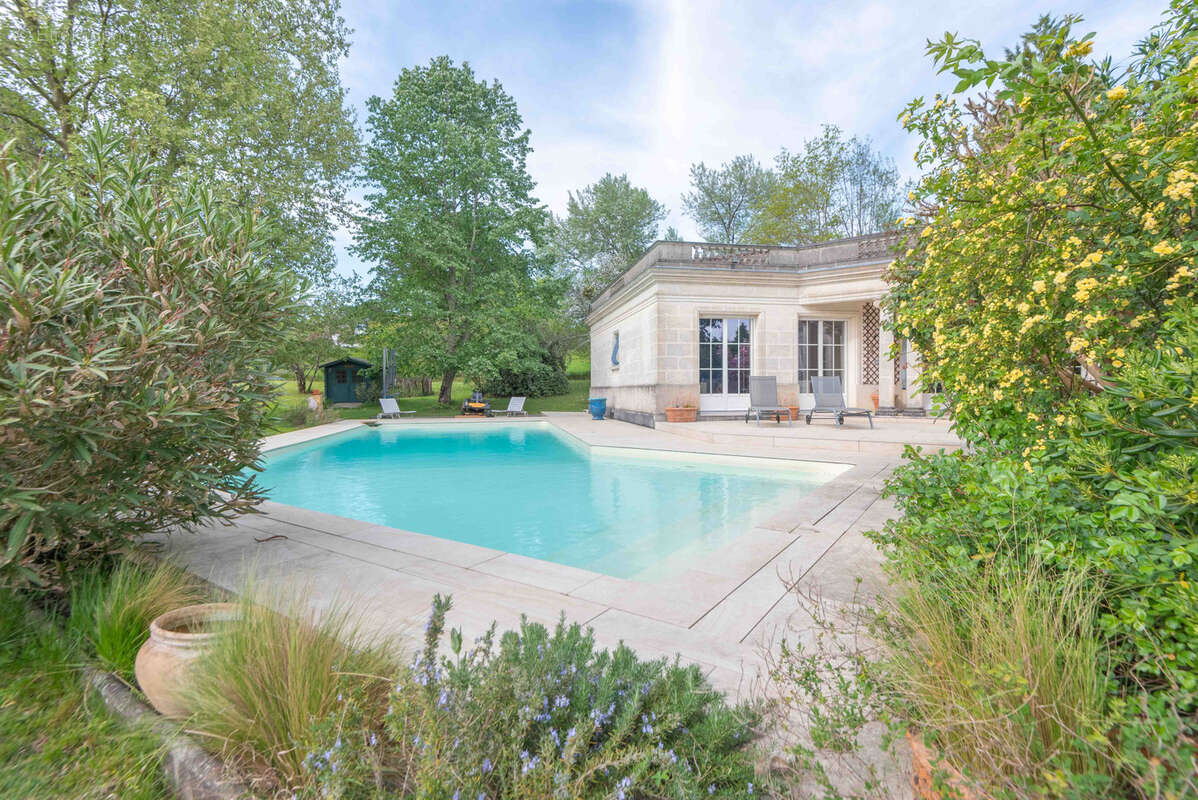 Maison à CARIGNAN-DE-BORDEAUX