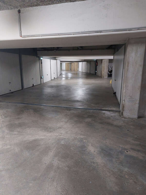 Parking à NICE