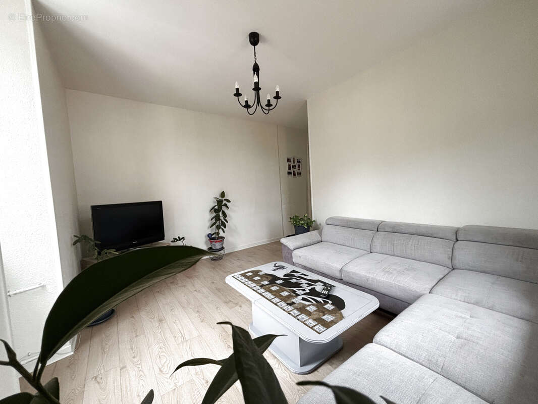 Appartement à LA BALME-DE-SILLINGY