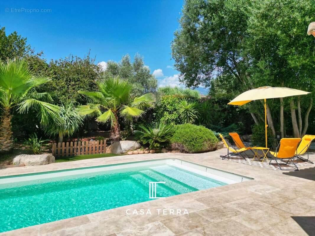 Maison à PORTO-VECCHIO