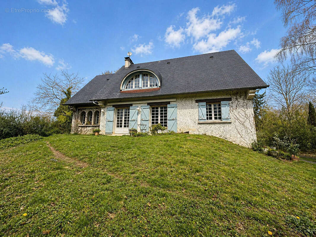 Maison à LOUBAJAC