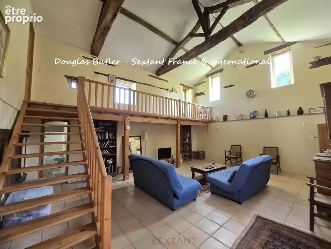 Superbe propriété en pierre de caractère avec gîte, annexe et vue dégagée - photo 13