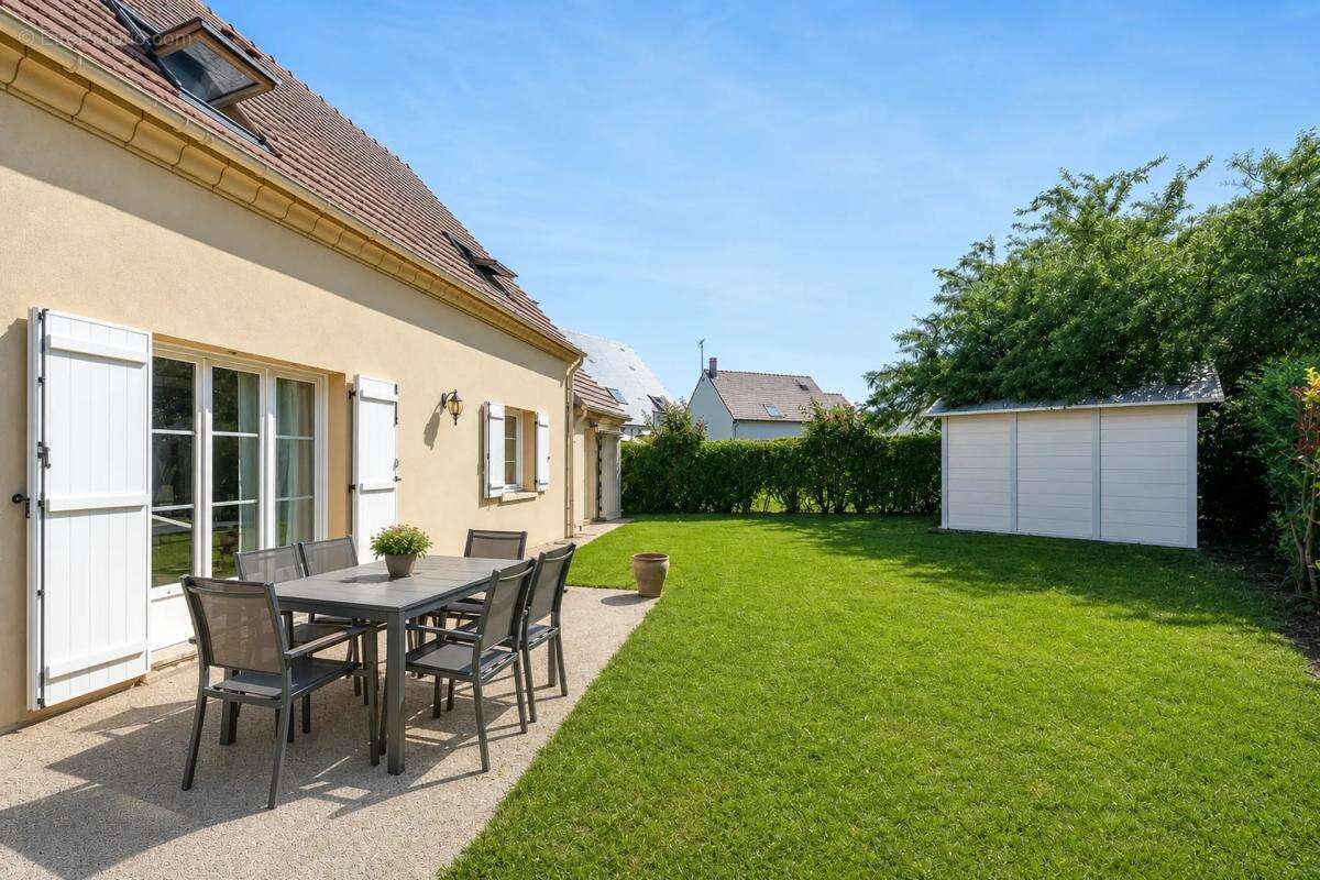 Maison de 7 pièces de 134 m² à Lagny-le-Sec - photo 21