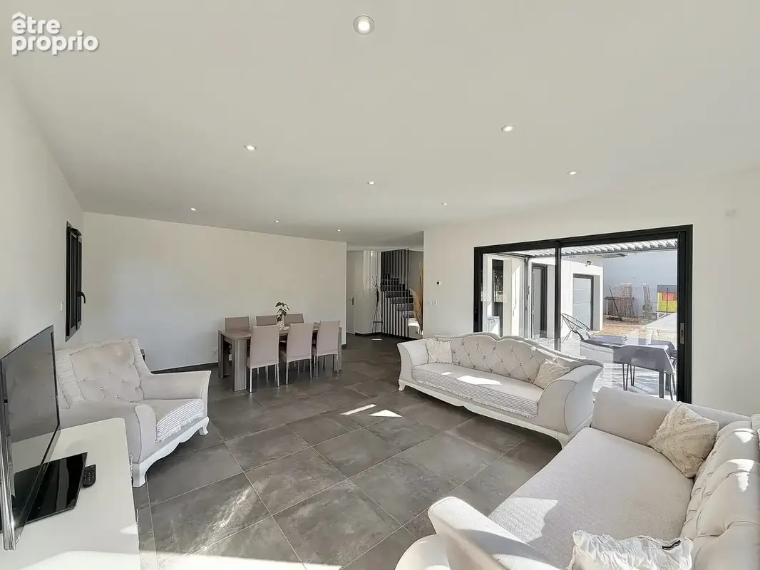 Maison 150 m² à Pont-De-Cheruy  - photo 5