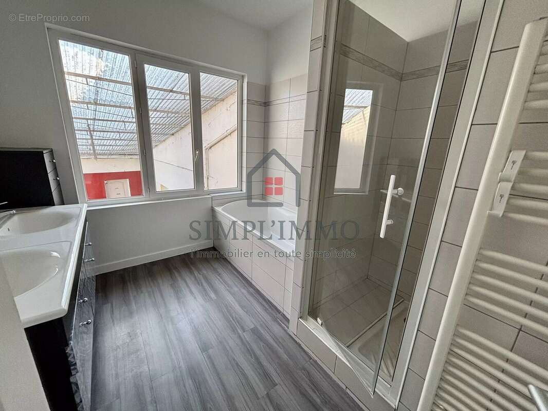 Maison de ville avec cour, 4 chambres - photo 14