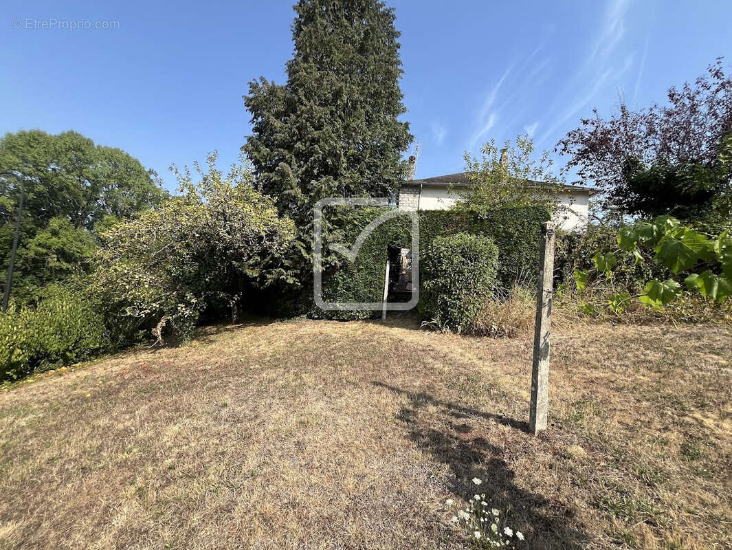 Maison à JUILLAC