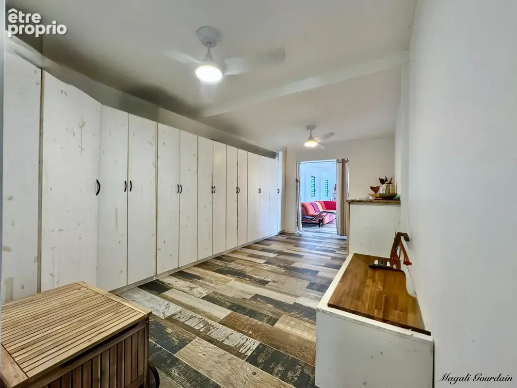 À vendre – saint-françois – villa récente 140 m² – 3 chambres – piscine – autonomie eau & électricité - photo 11