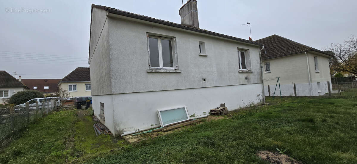 Maison à VILLERMAIN