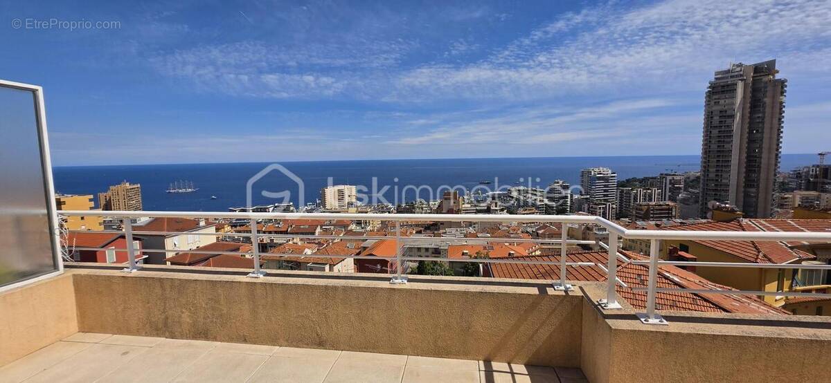 Appartement à BEAUSOLEIL