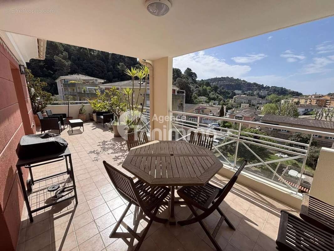 Appartement à SAINT-ANDRE-DE-LA-ROCHE
