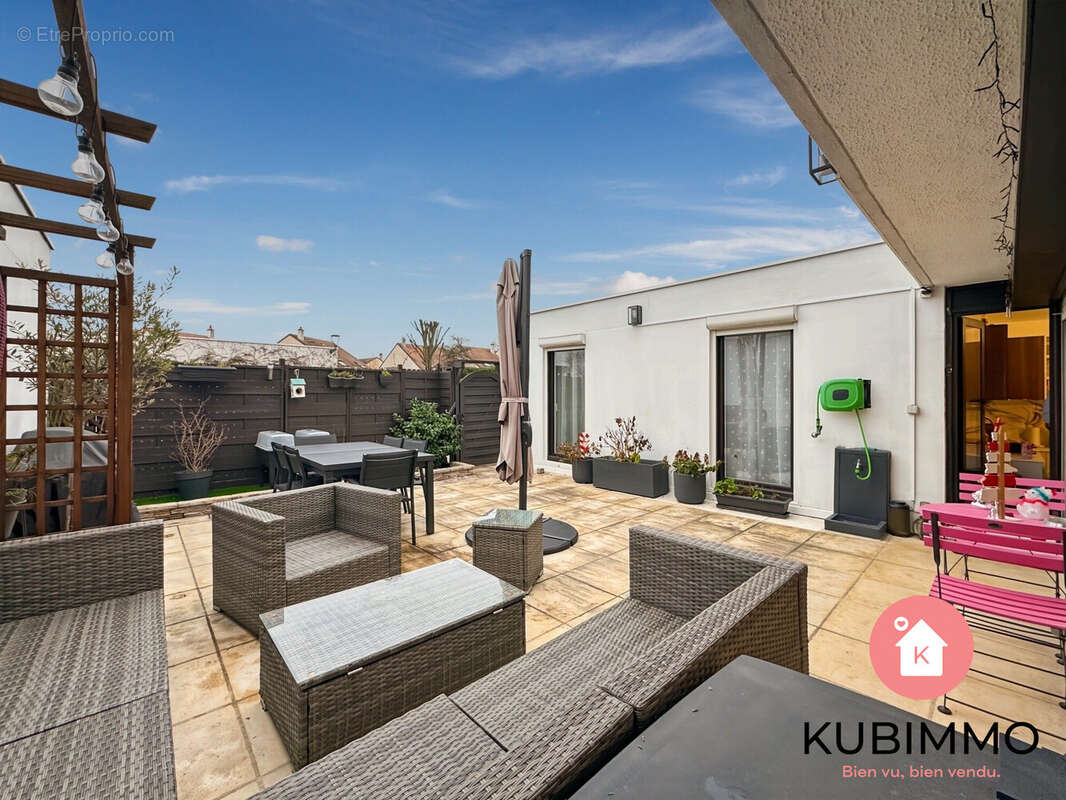 Appartement à CHAMPS-SUR-MARNE