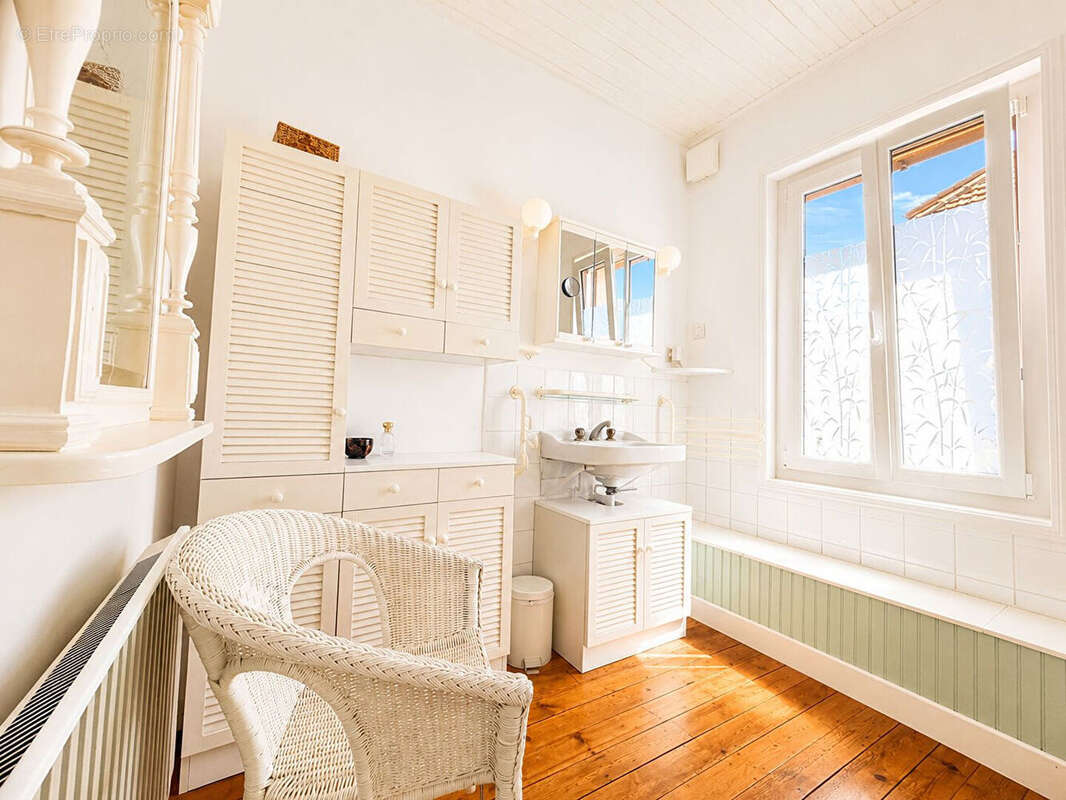 Maison en coeur de ville - photo 8