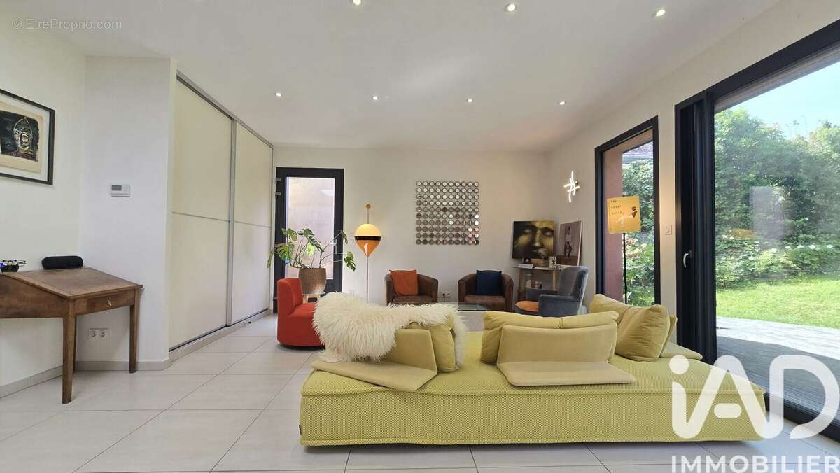 Maison 119 m² à La Ferte-Bernard  - photo 2