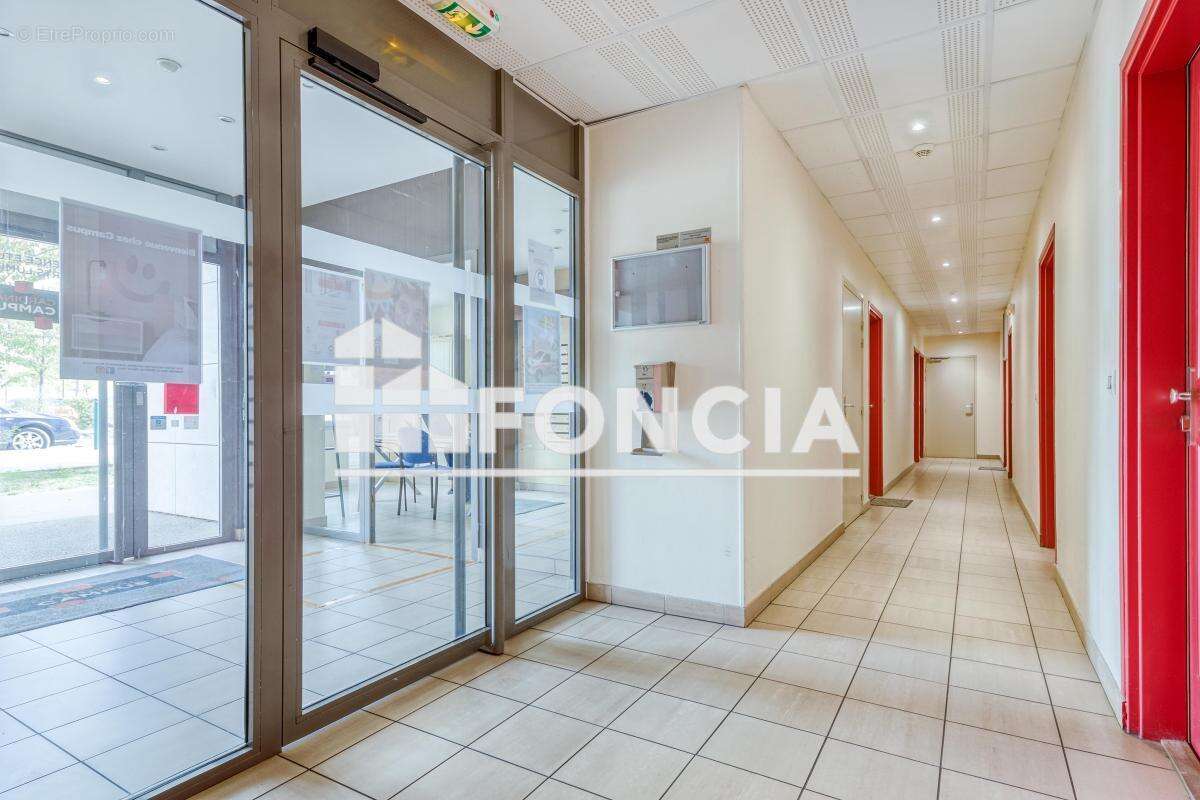 Appartement à LYON-8E