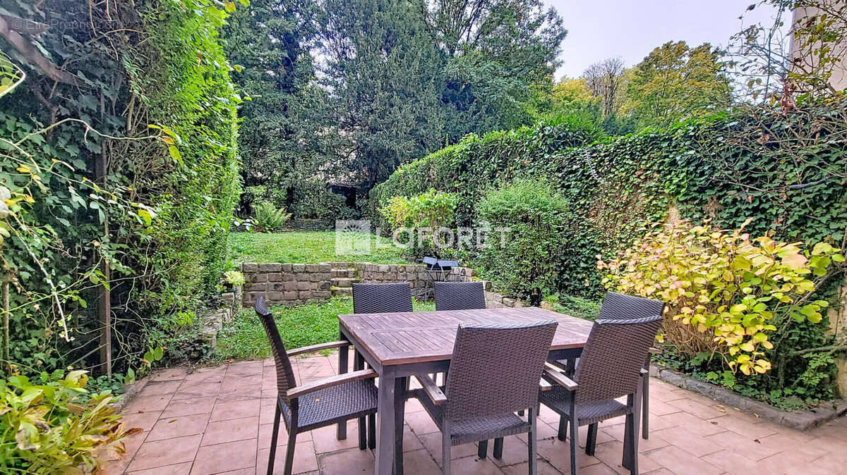 Maison à MONTMORENCY