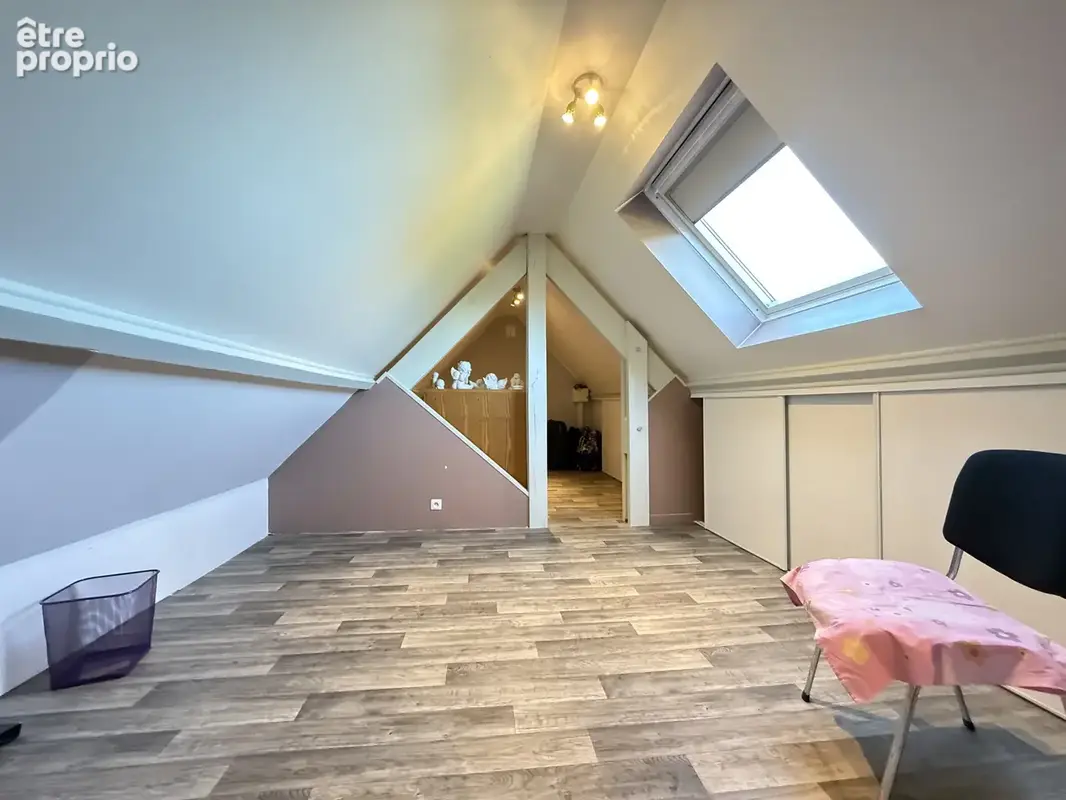 Maison familiale 207m 2, 4 chambres et véranda. - photo 12