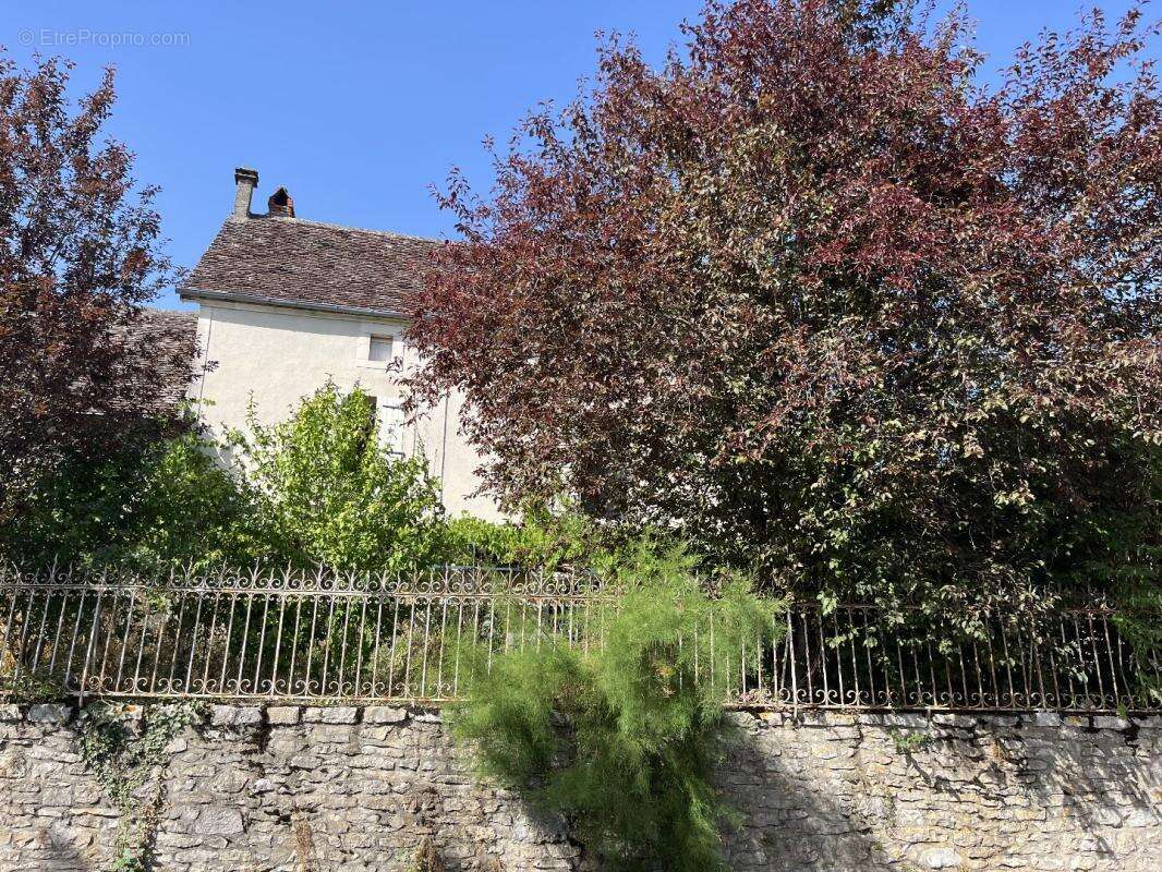 Maison à GRAMAT
