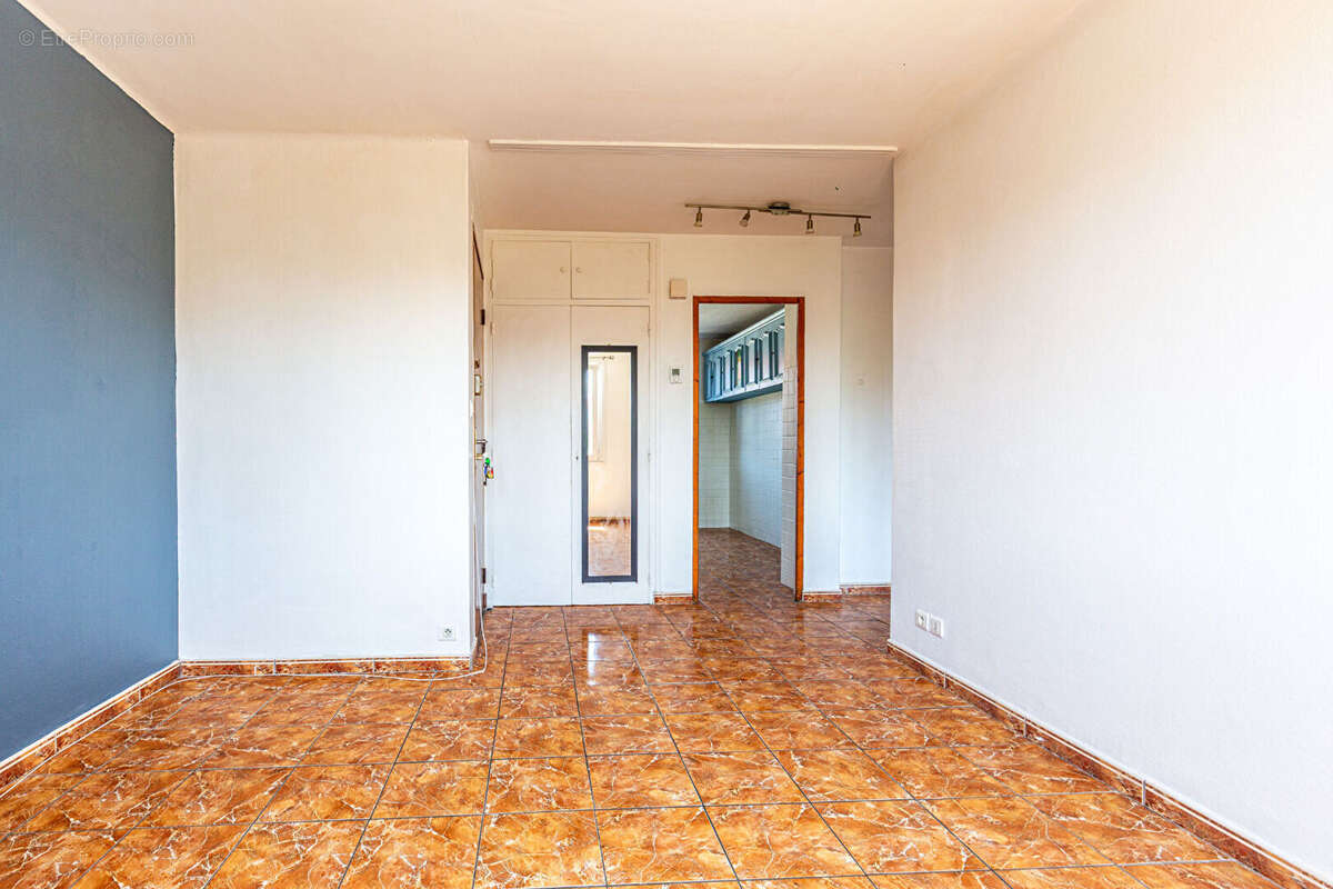 Agence immobiliere laforet - exclusivite - "mirabilis" - annecy / pringy - appartement t3 de 54.69m² - loggia - balcon - cave -  - photo 3