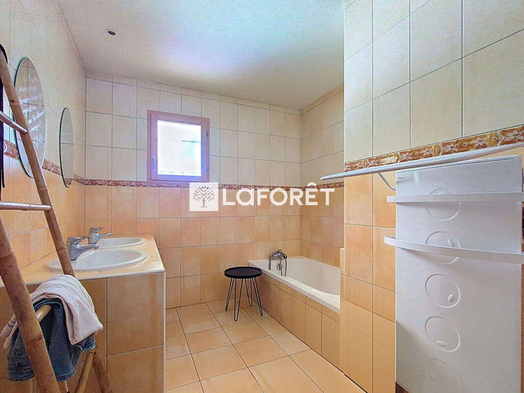 Maison Saint Nauphary 5 pièces 113 m2 avec piscine ! - photo 14