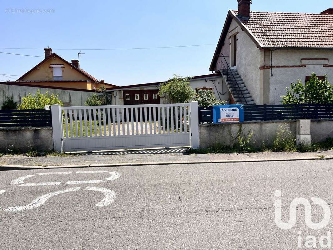 Photo 3 - Maison à BOURBON-LANCY