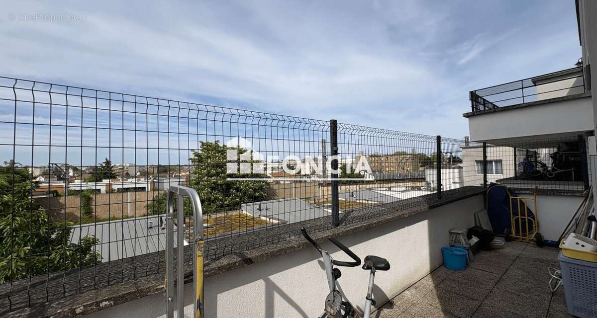 Appartement à STAINS