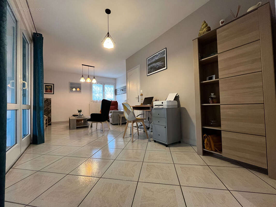 Maison à ARPAJON-SUR-CERE