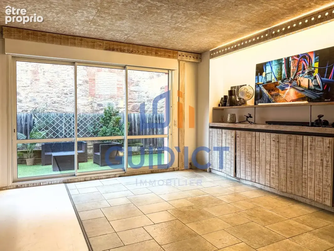 RODEZ   416 m2 à vivre autrement, avec patio, piscine et garage - photo 11