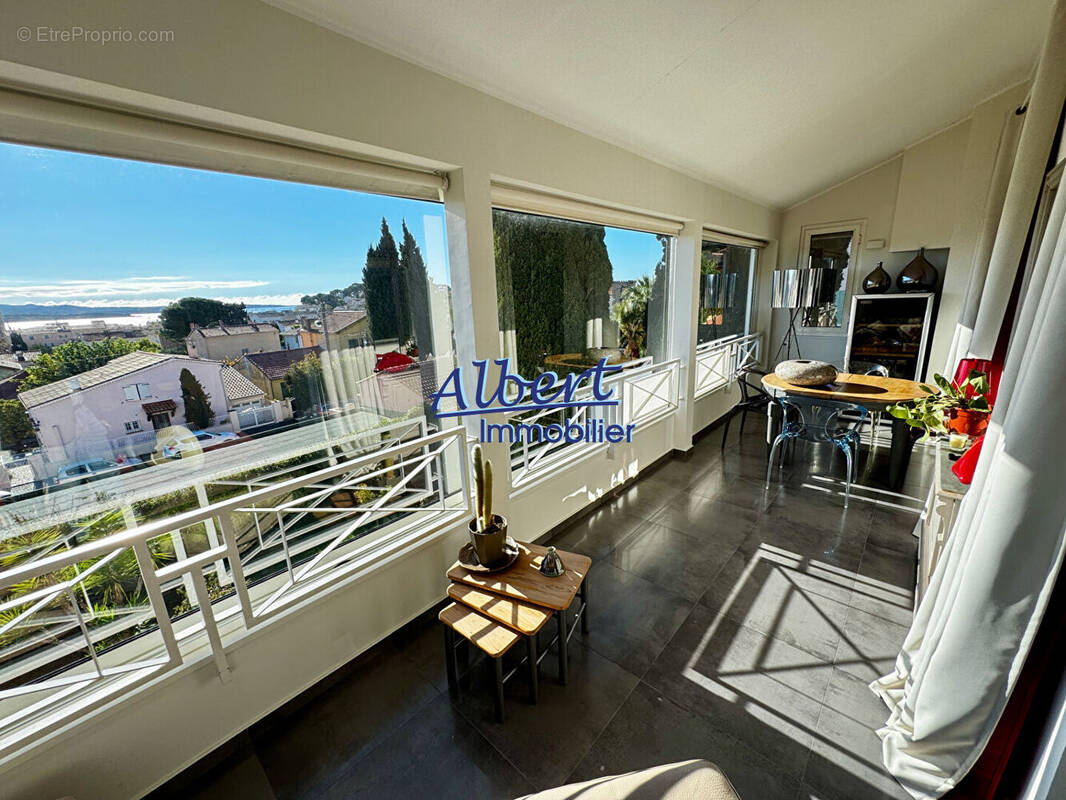 Appartement à SANARY-SUR-MER