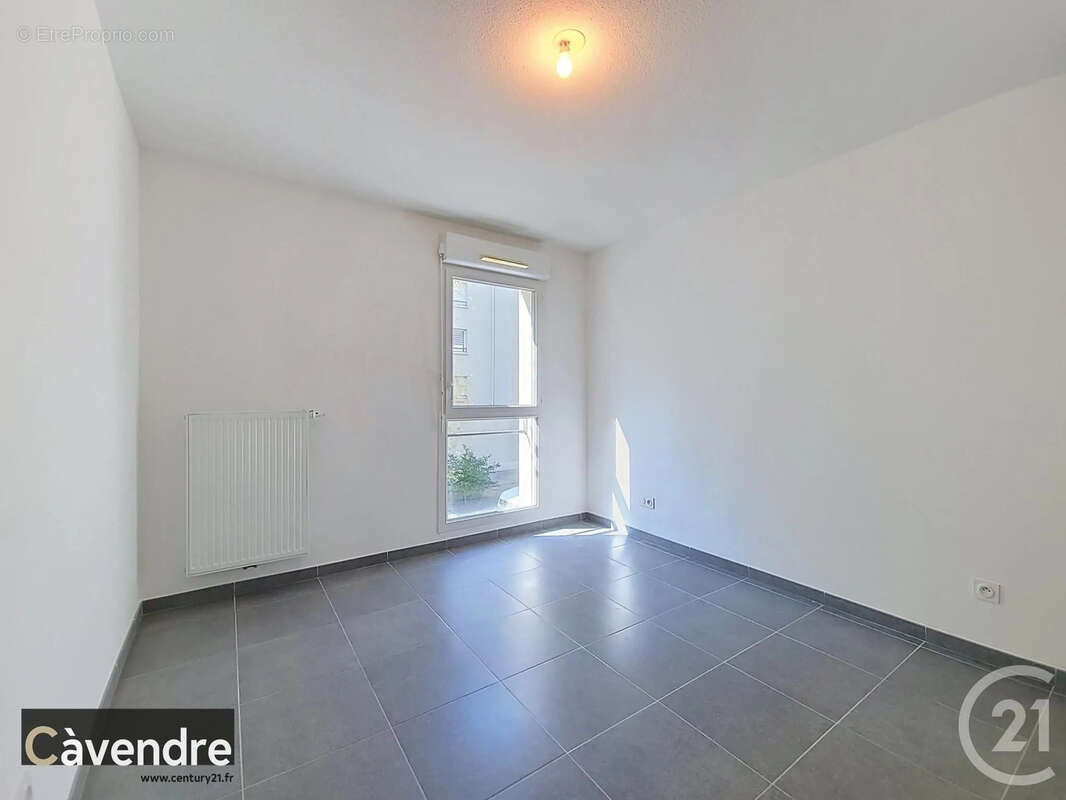 Appartement 77 m² à Avignon  - photo 7