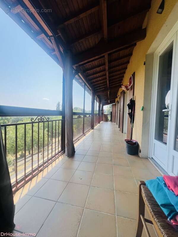 Maison 155 m² à Villamblard  - photo 8