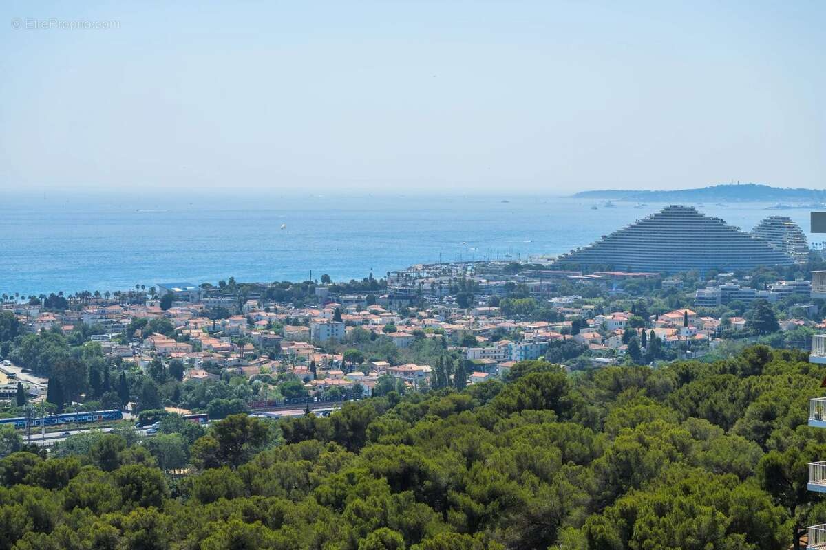 Appartement à CAGNES-SUR-MER
