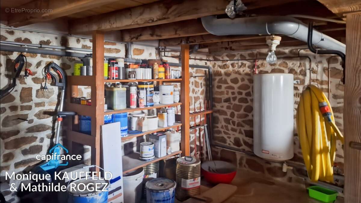 Maison à vendre 4 pièces OLLIERGUES (63) avec jardin, grange et cave - photo 15