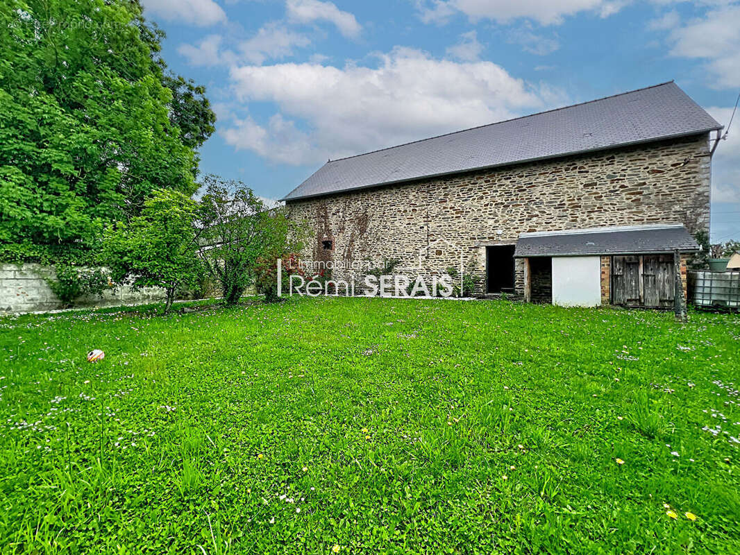 A VENDRE - Maison de caractère avec dépendances - 6 min Bagnoles de l'Orne - photo 18