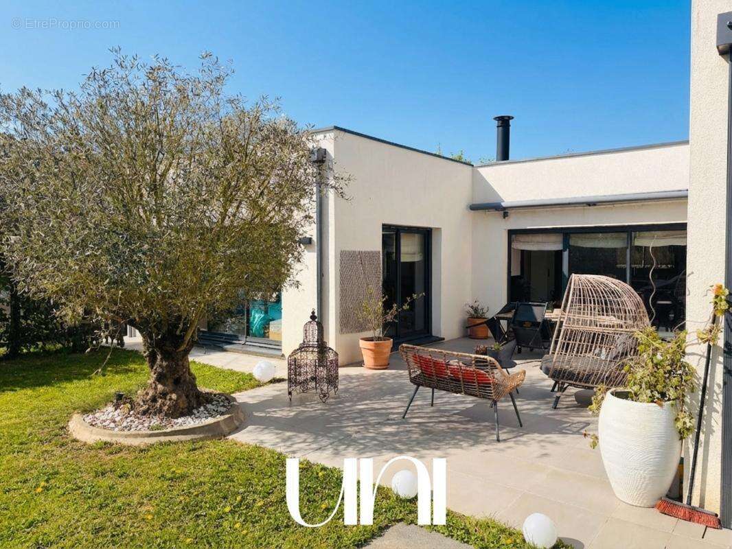 Maison à BIEVILLE-BEUVILLE