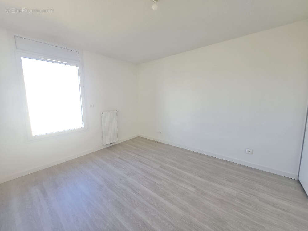 Appartement à SATHONAY-CAMP