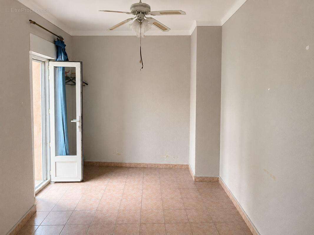 Maison de village, comprenant 1 appartement et 1 studio - photo 5