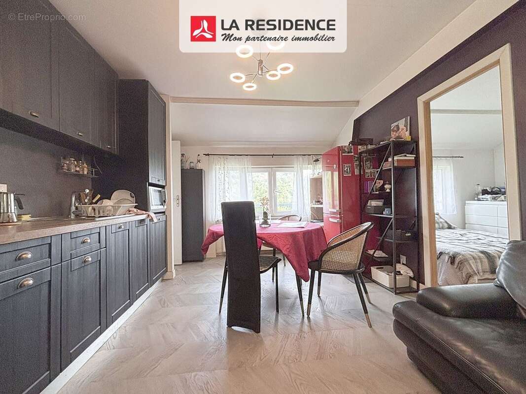 Maison à GOMMECOURT