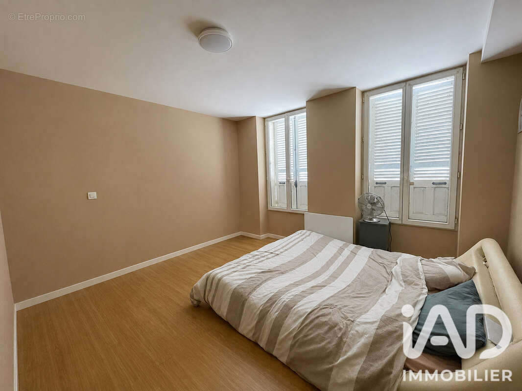 Maison 82 m² à Anglure  - photo 8