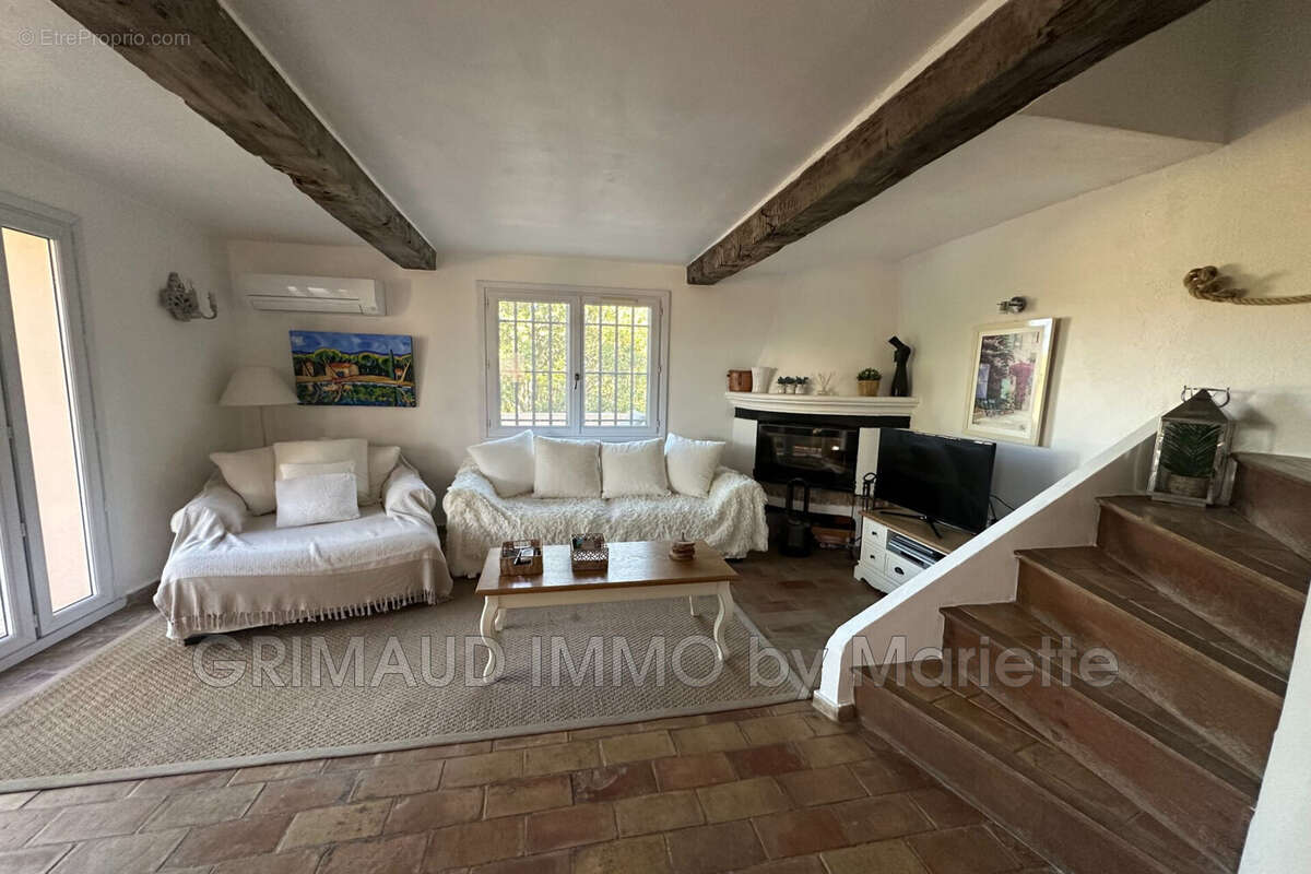 Maison 70 m² à La Garde-Freinet  - photo 6